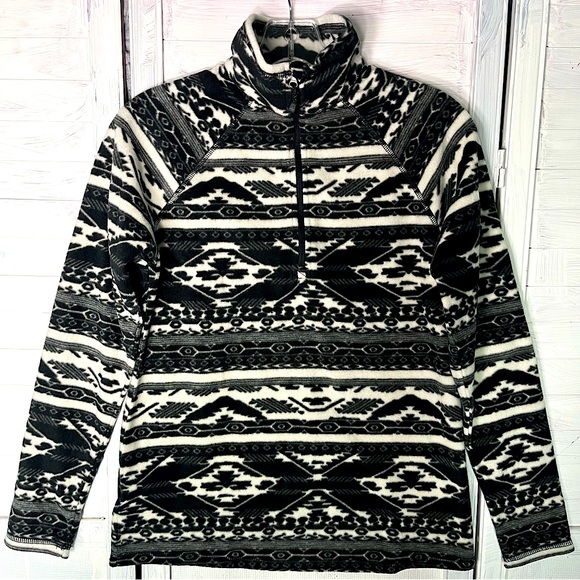 Eddie Bauer Jackets & Blazers - 🎄Eddie Bauer Polar Fleece 1/4 Zip Pullover Women’s Size XS  Black/White Aztec